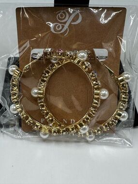 PLUNDER Large Goldtone Faux Pearl And Clear Stones Summer Casual Hoop Earrings